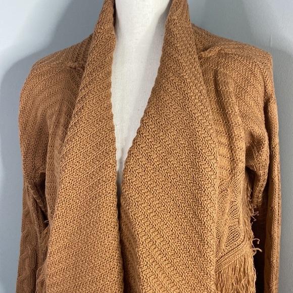 Kori America Tassle Fringe Long Sleeve Chunky Knit Sweater Cardigan - Picture 2 of 6
